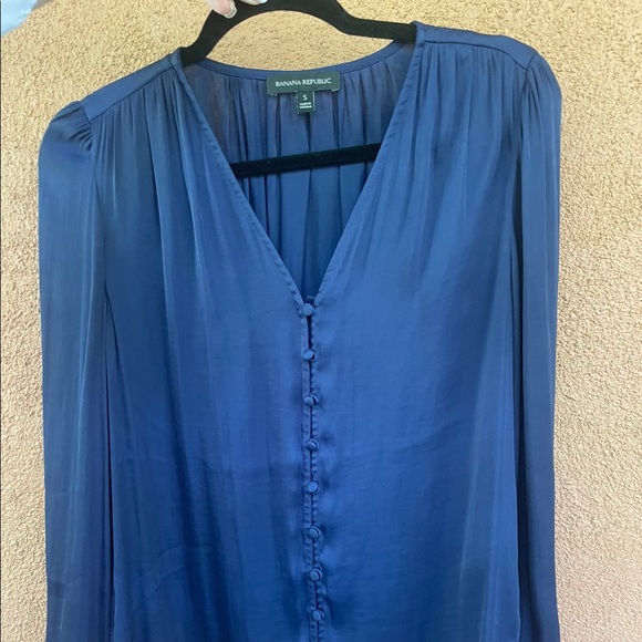 Navy blue silky top - Picture 4 of 4